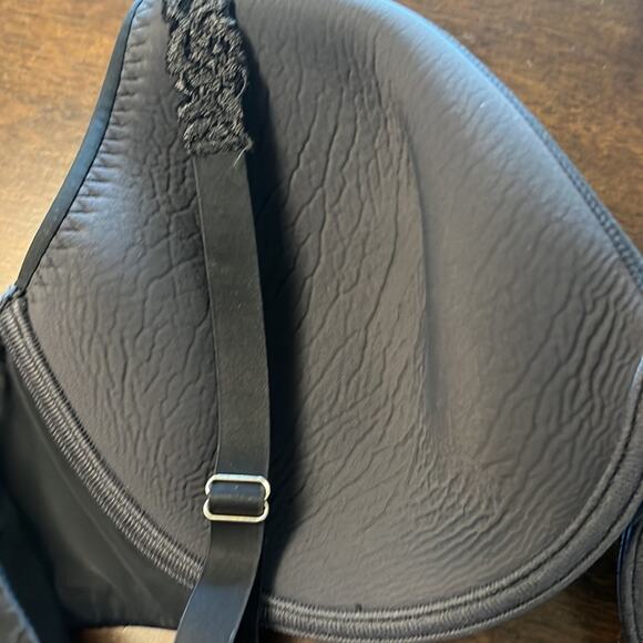 Natori Black Lace Strap Lined Underwired Bra 36C - Picture 4 of 5